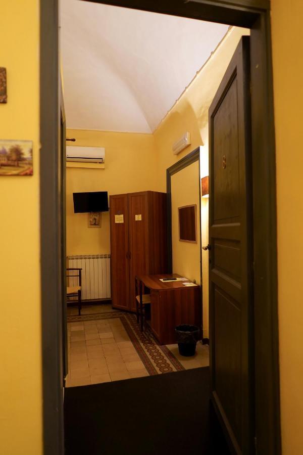 Hotel Etnea Catania-Fontanarossai nemzetközi repülőtér Kültér fotó
