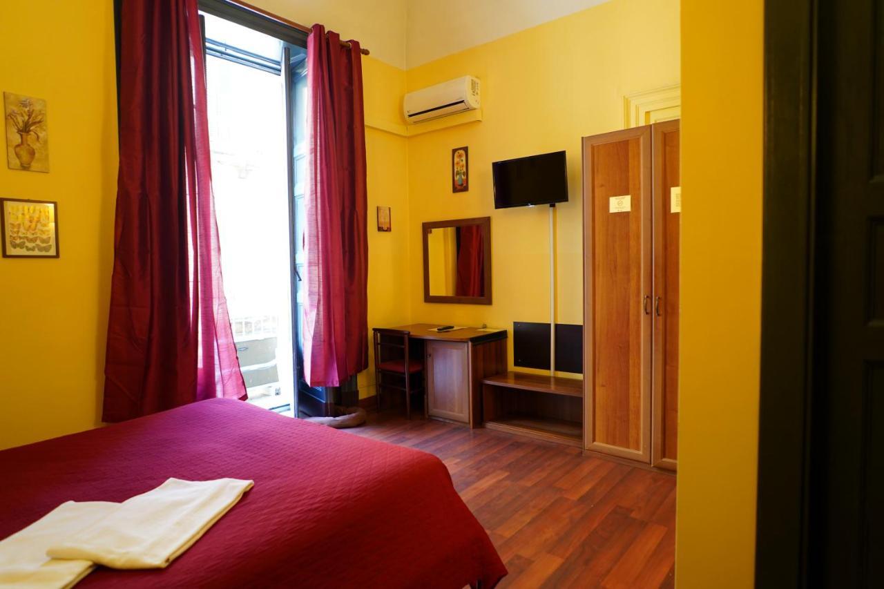 Hotel Etnea Catania-Fontanarossai nemzetközi repülőtér Kültér fotó